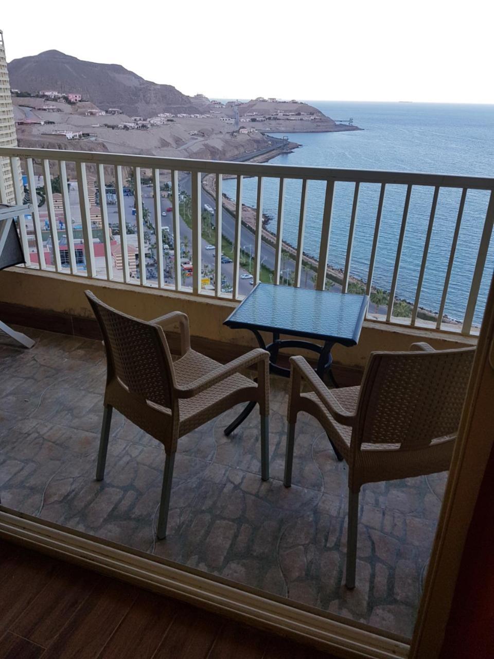 Apartment At Porto Sokhna Pyramids - Ain Suchna Exterior foto